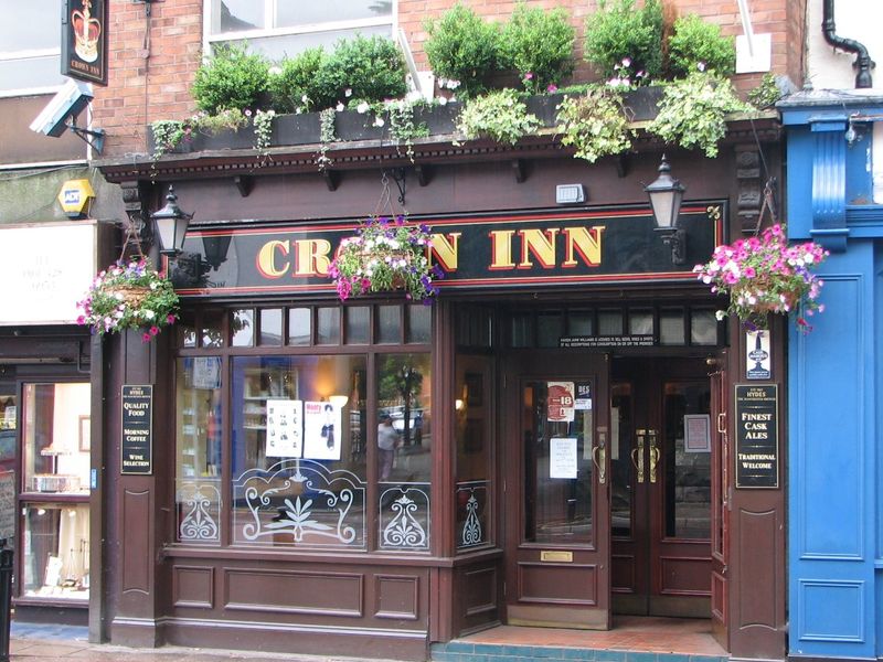 Crown - Cheadle 2013. (Pub, External). Published on 31-03-2010