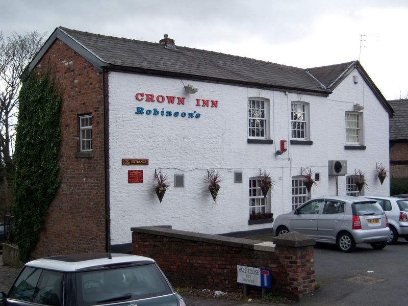 Crown - Heaton Mersey 2008. (Pub, External). Published on 23-02-2008