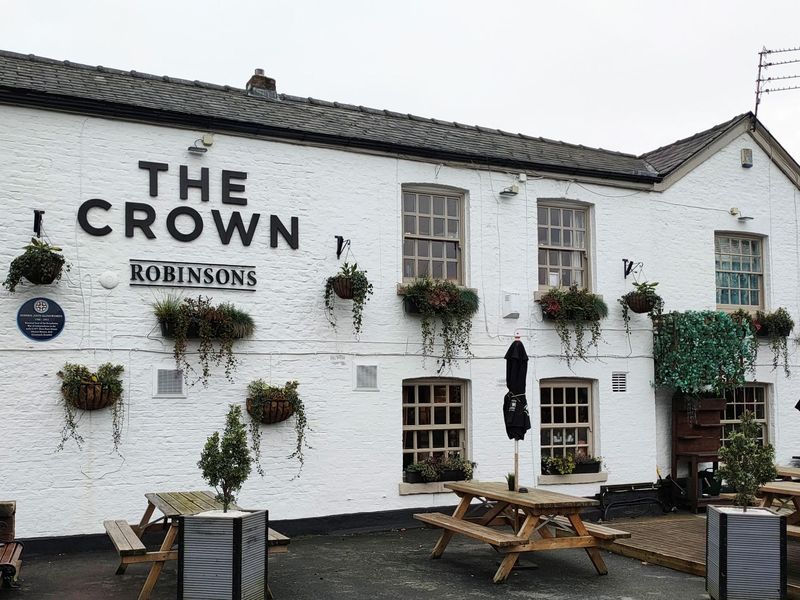 Heaton Mersey - Crown 2025. (Pub, External, Key). Published on 17-02-2025