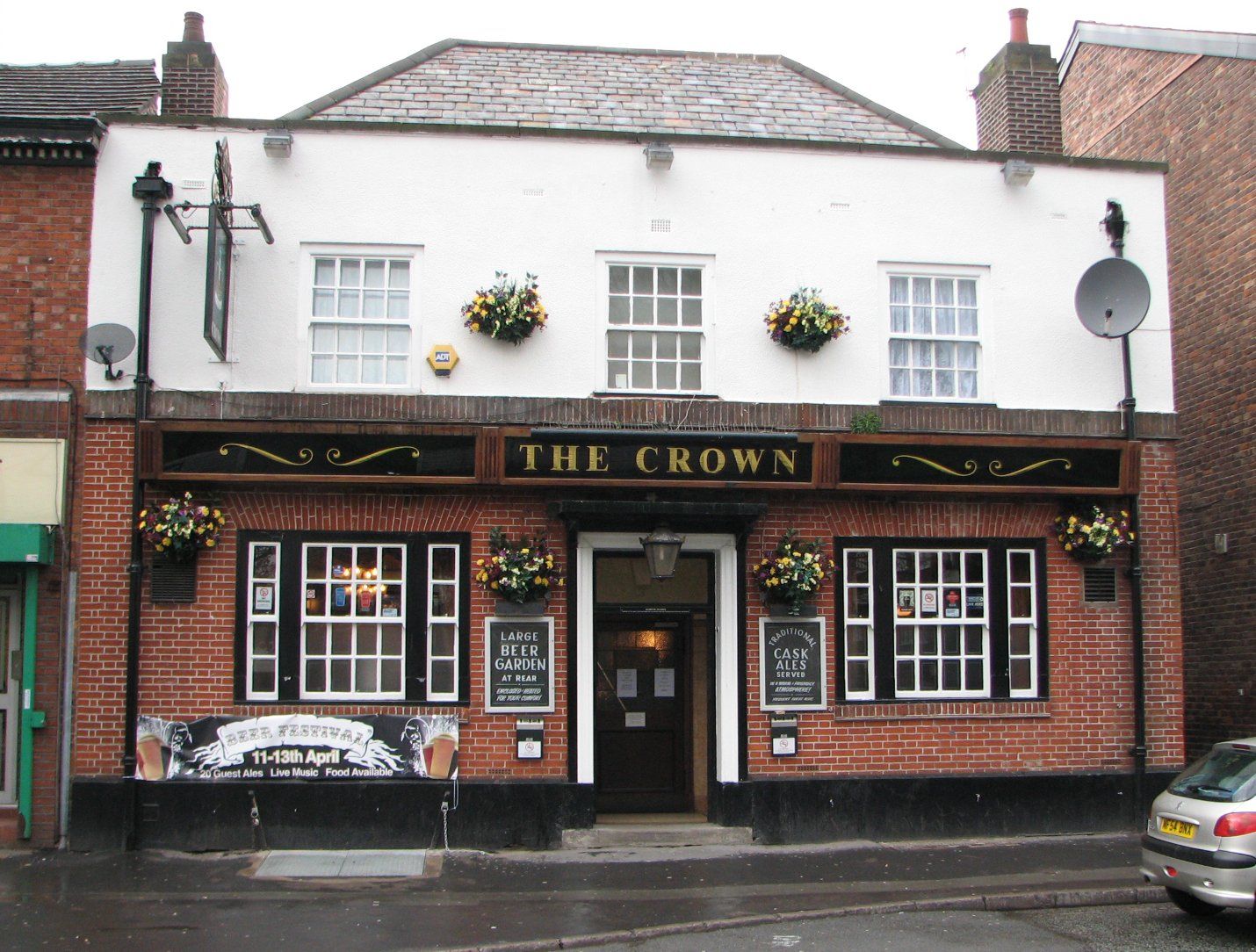 Crown - Heaton Moor 2011-03-26. (Pub, External, Key). Published on 26-03-2011
