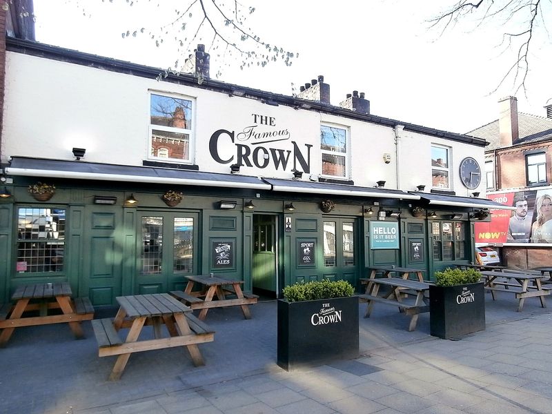 Crown - Didsbury 2019. (Pub, External). Published on 10-04-2019