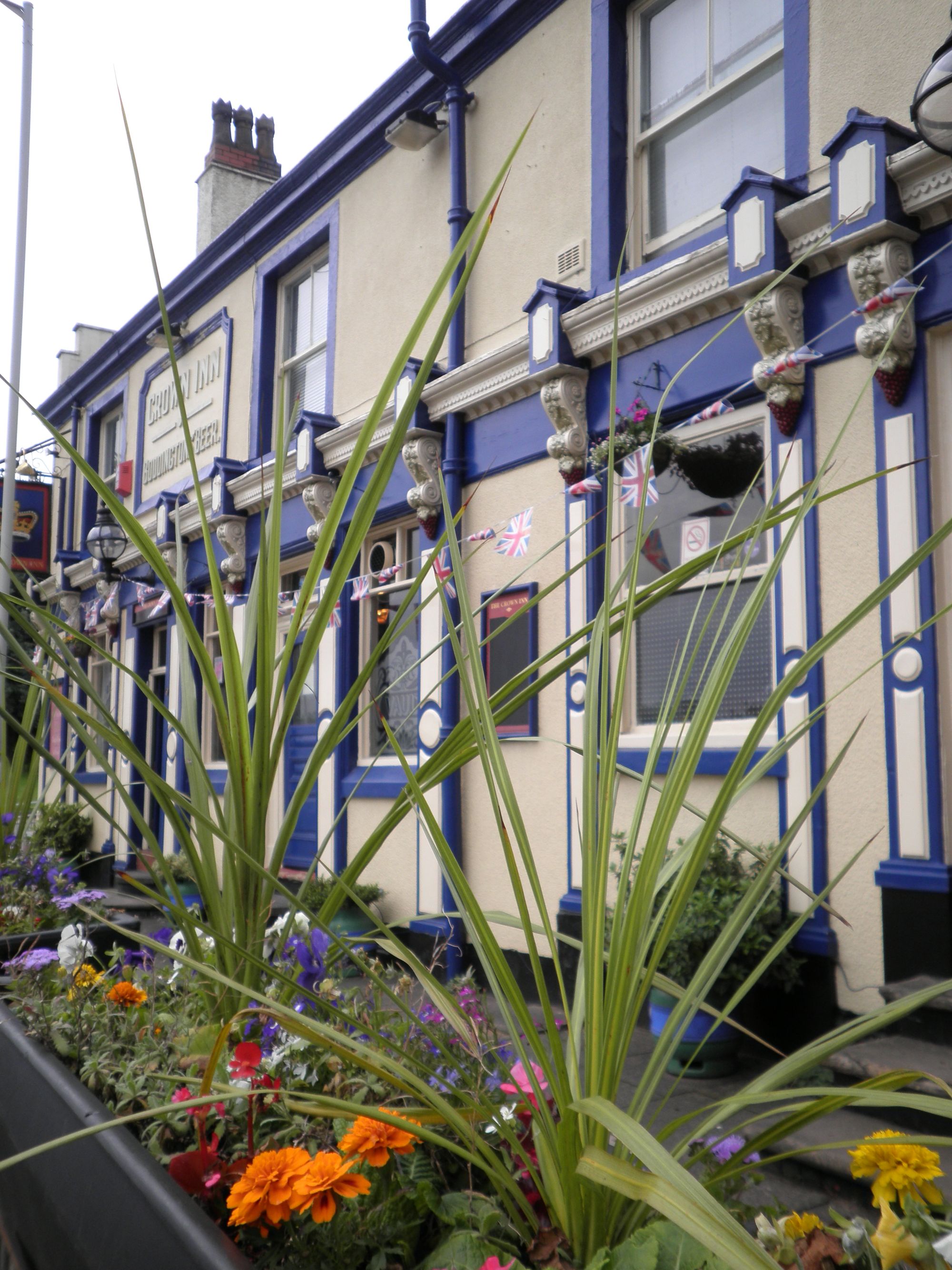 Crown Inn - Stockport 2011. (Pub, External). Published on 10-07-2011