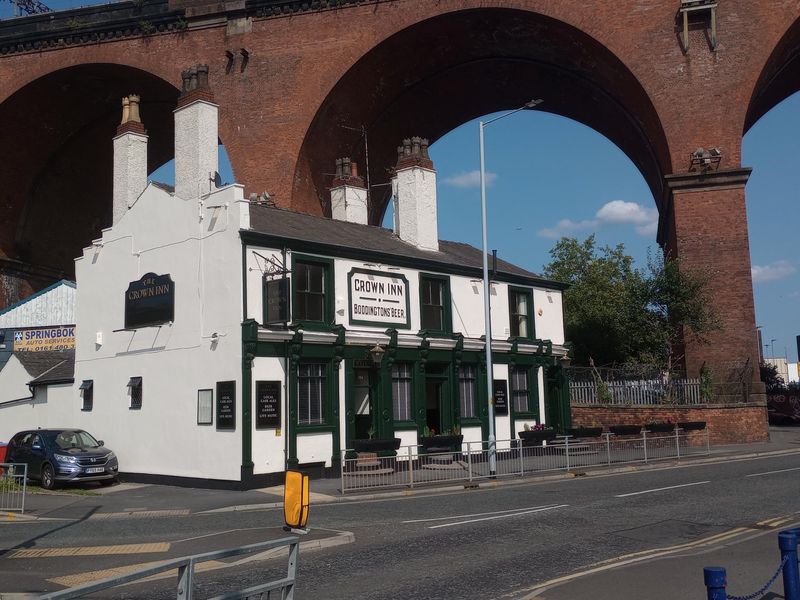 Stockport - Crown Inn 2025 08 15. (Pub, External, Key). Published on 17-08-2025