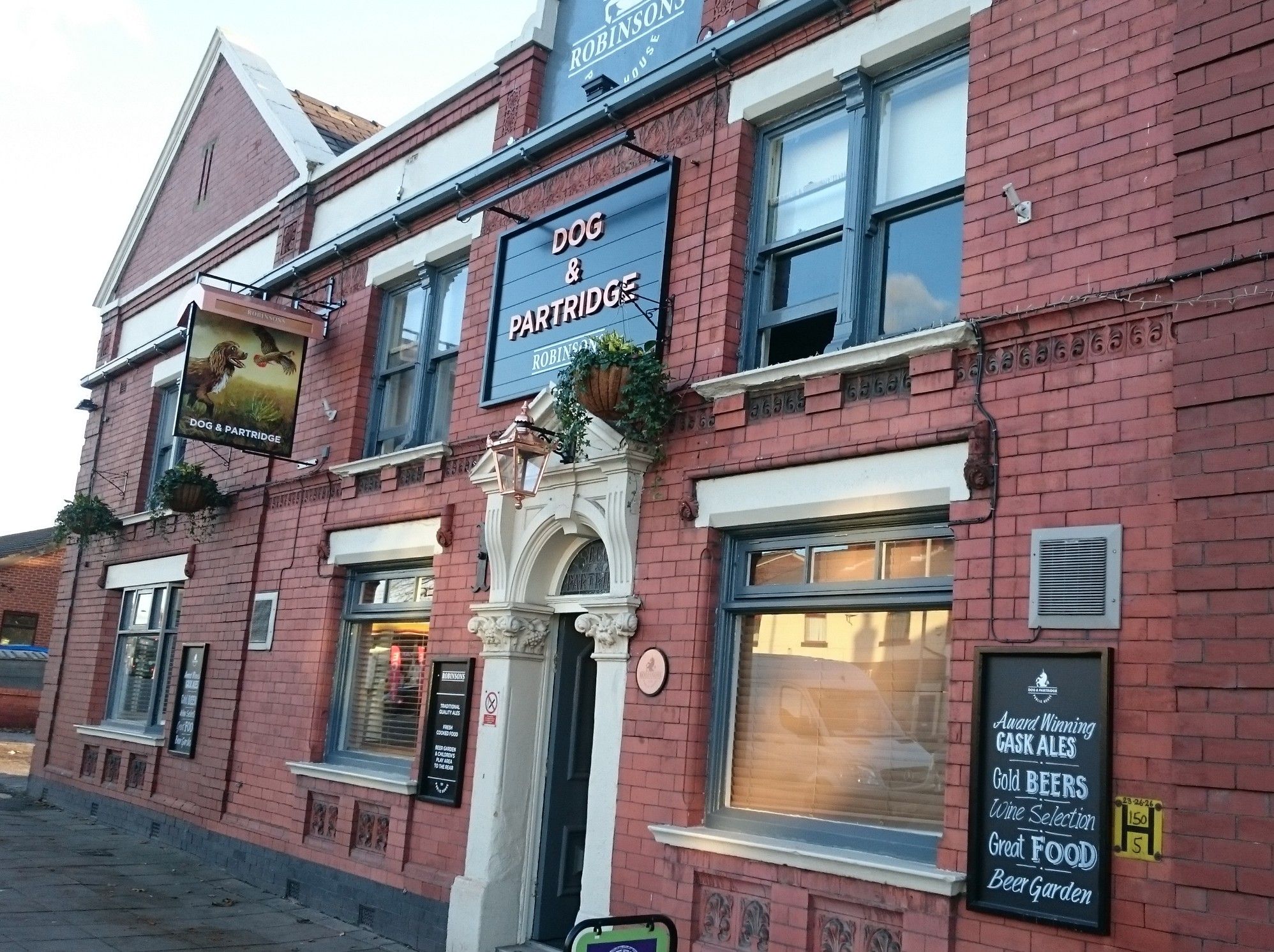 Dog & Partridge 2016 - Great Moor. (Pub, External, Key). Published on 01-11-2016