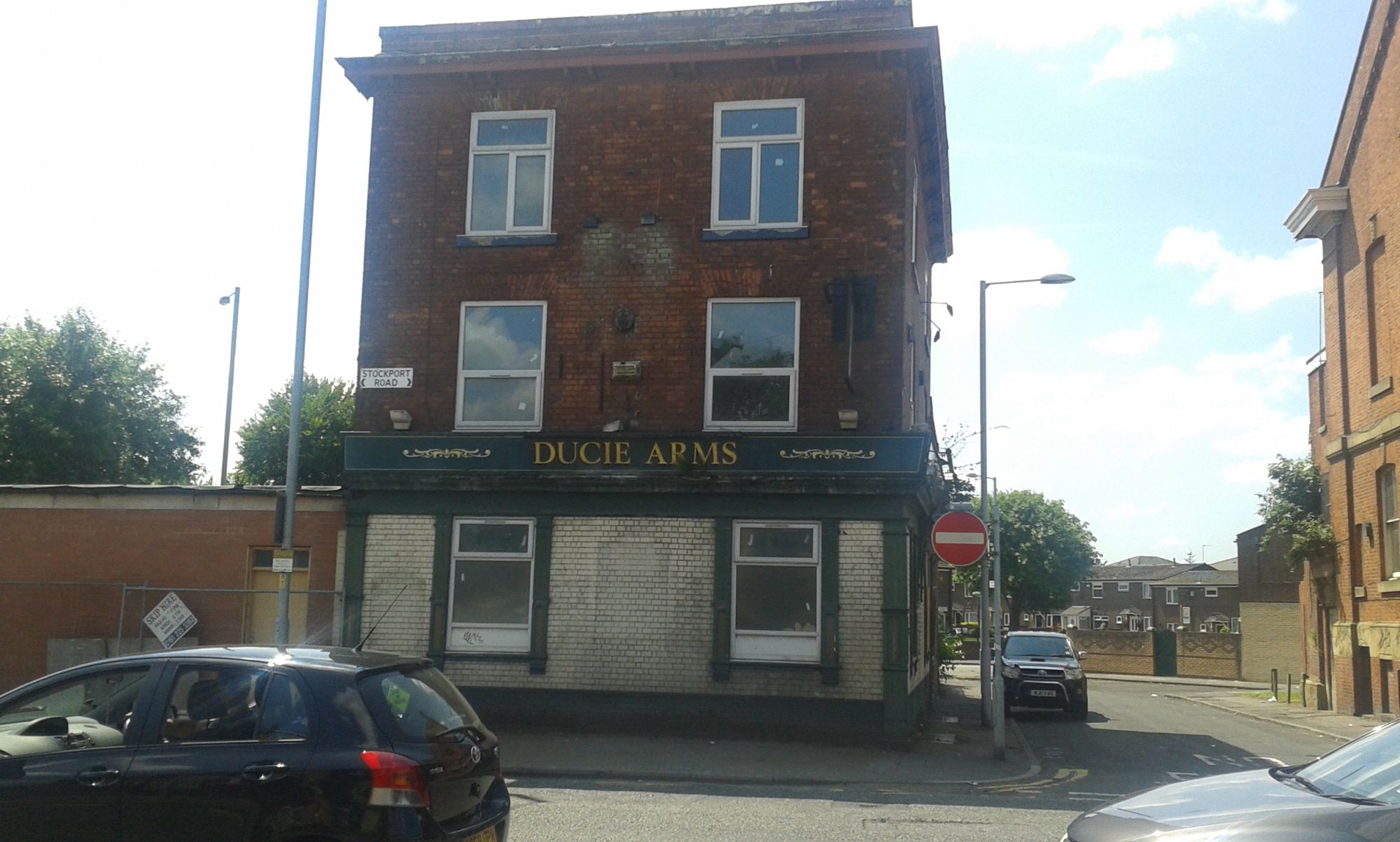 Ducie Arms - Longsight. (Pub, External). Published on 07-07-2013