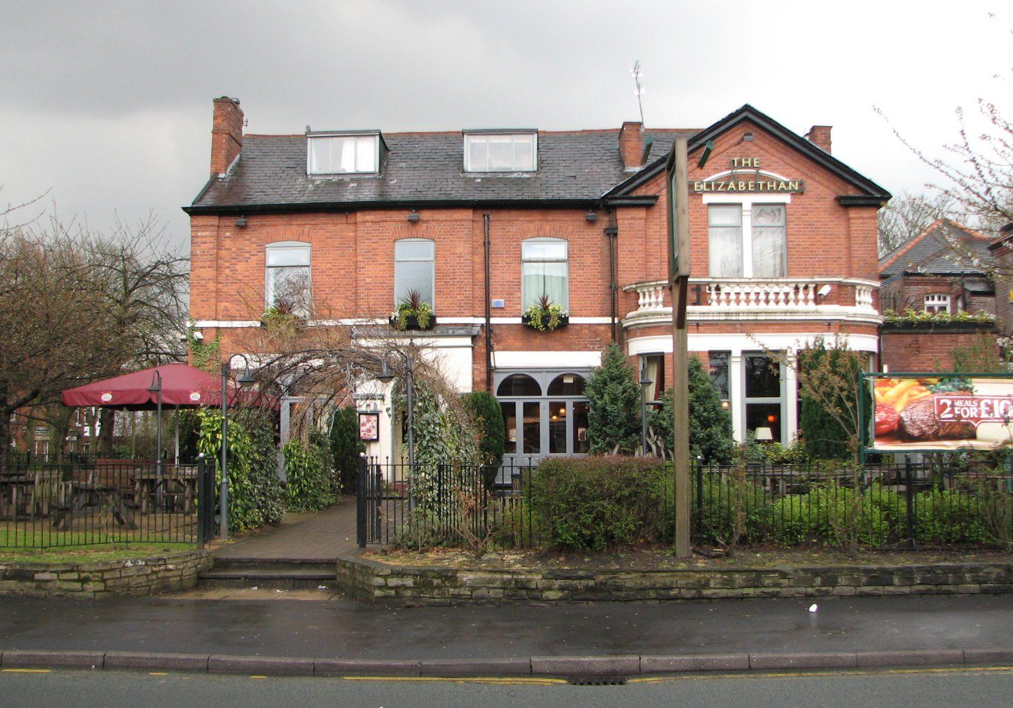 Elizabethan - Heaton Moor. (Pub, External, Key). Published on 26-03-2011
