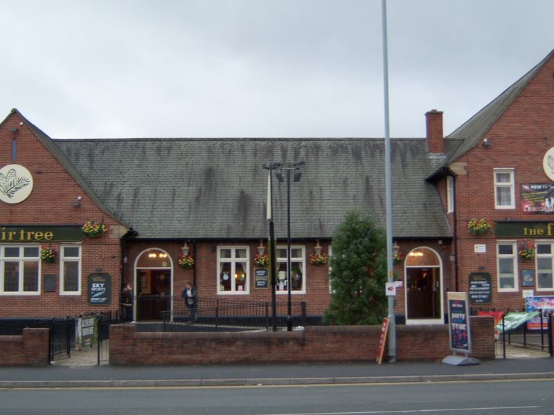 Fir Tree - Reddish. (Pub, External, Key). Published on 25-11-2007
