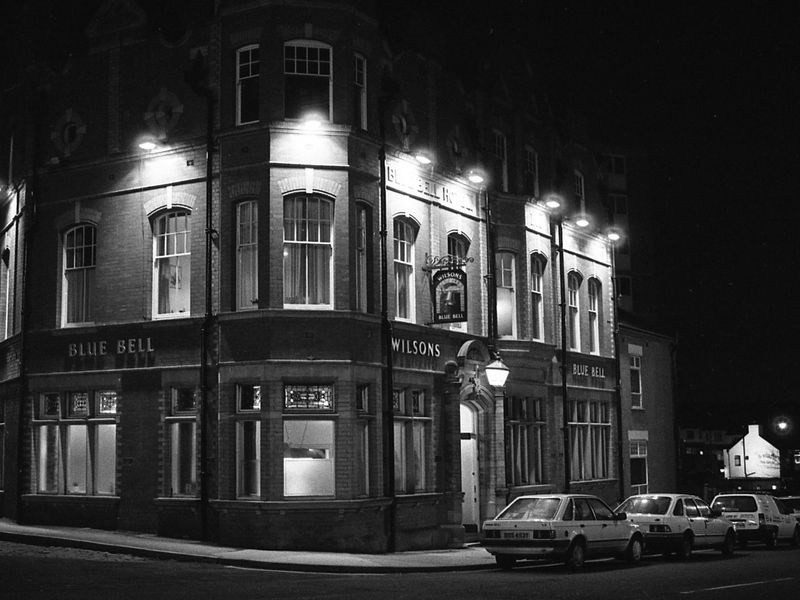 Edgeley - Blue Bell night time 1990. (Pub, External). Published on 08-01-2025
