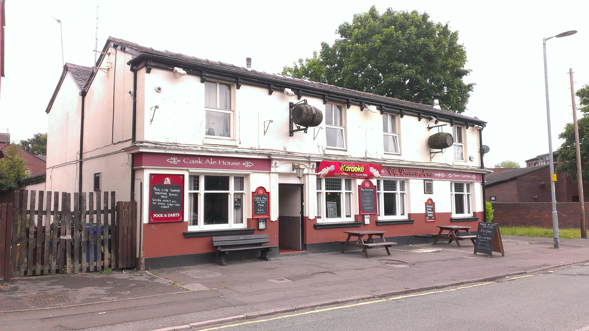 Brewers Arms - Ladybarn 2011. (Pub, External). Published on 21-06-2013