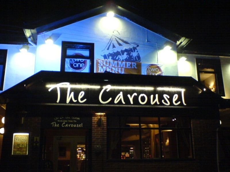 Carousel at night - Reddish. (Pub, External). Published on 19-09-2008