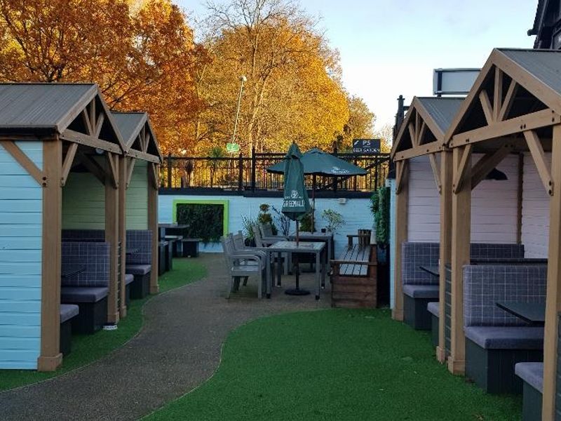 Cheadle Hulme - P5 'beach huts' 2022 11 19. (Pub, External). Published on 17-04-2023