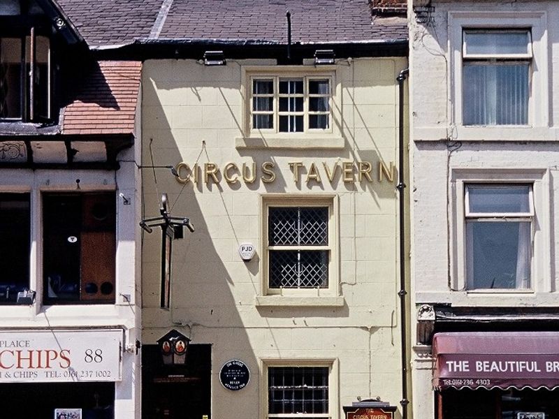 Circus Tavern - Manchester. (Pub, External, Key). Published on 25-06-2003
