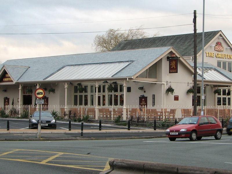 Griffin - Heald Green. (Pub, External). Published on 26-03-2011