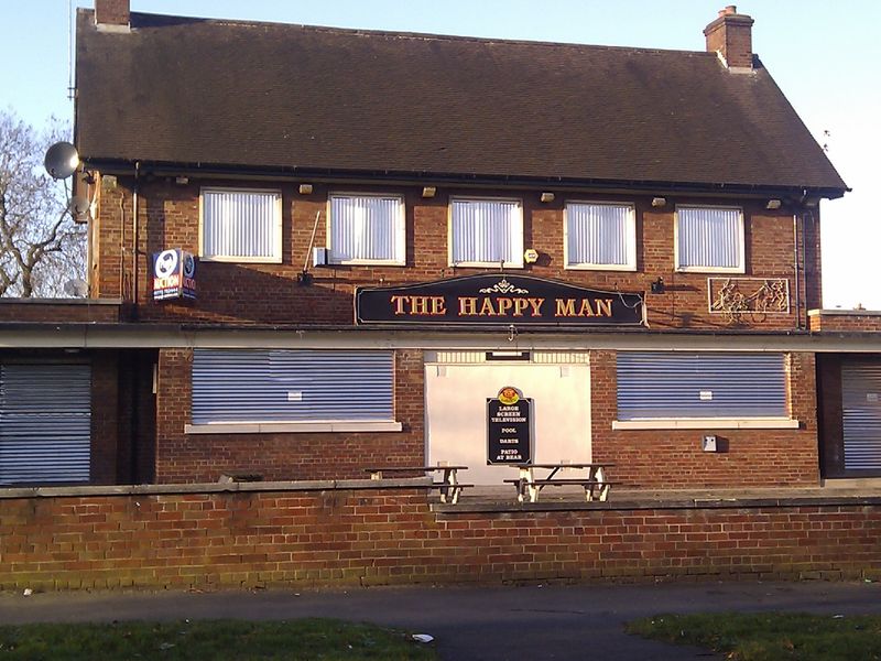 Happy Man when closed - Wythenshawe. (Pub, External). Published on 27-11-2010