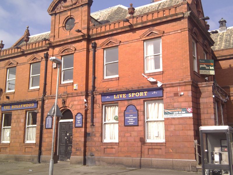 Hollywood - Edgeley. (Pub, External, Key). Published on 01-03-2011