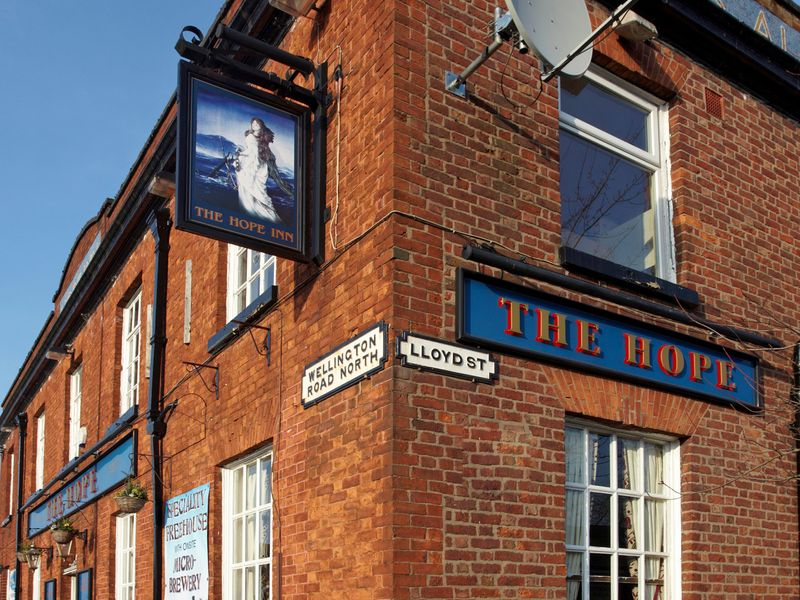 Hope Inn pub sign - Heaton Norris 2013. (Pub, Sign). Published on 18-02-2013