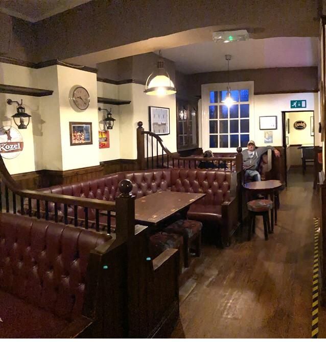 Heaton Norris - Hope Inn interior 2021 08 08. (Pub, Bar). Published on 05-12-2021