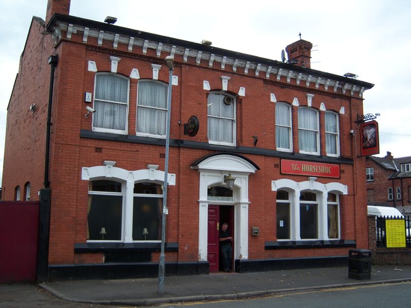 Horseshoe - Levenshulme. (Pub, External). Published on 13-07-2009 