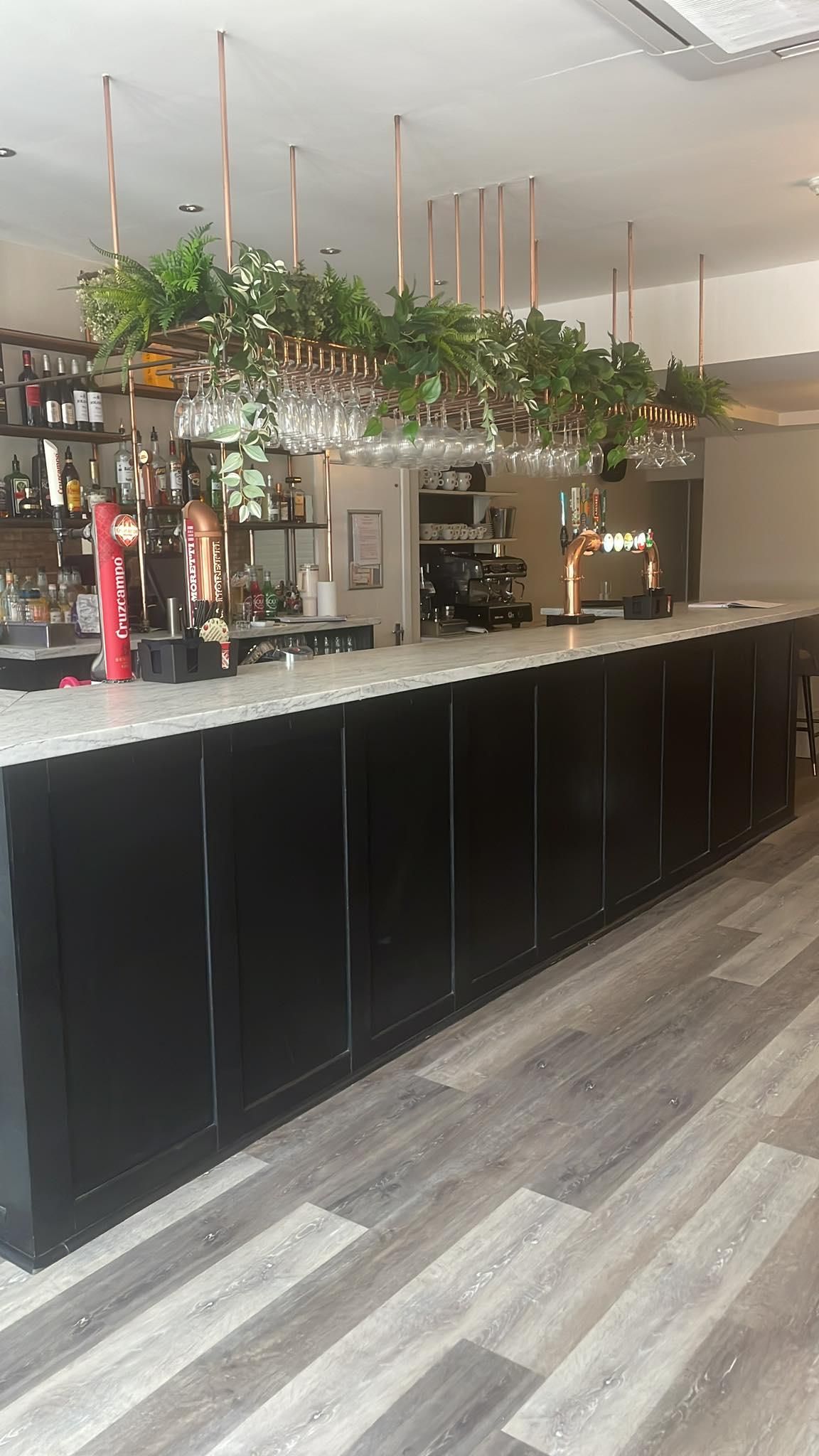 Hazel Grove - Huffys interior 20250712. (Pub, Bar). Published on 23-07-2025