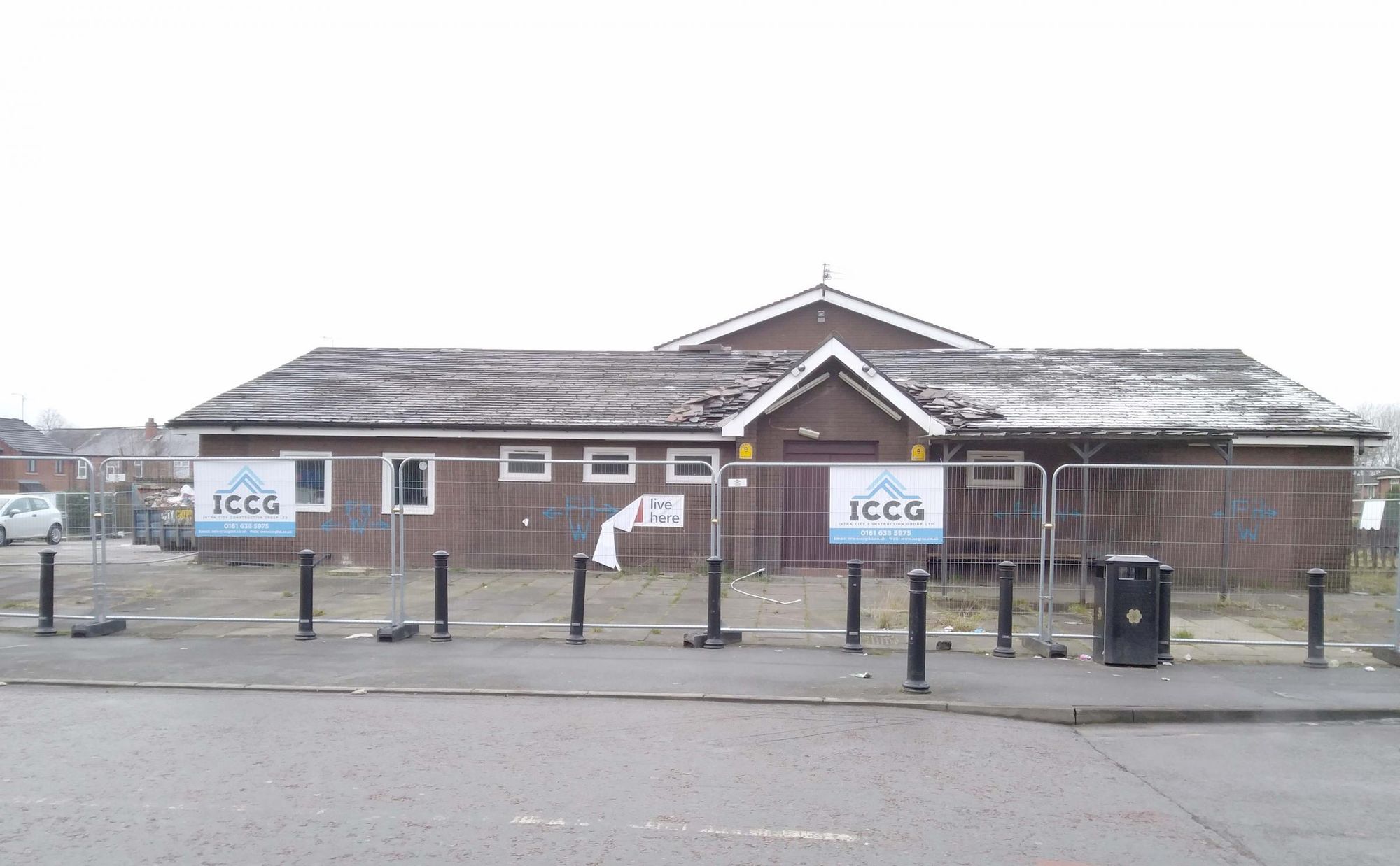 Longsight - Huntington 2019-12-02 being converted. (Pub, External, Key). Published on 03-12-2019