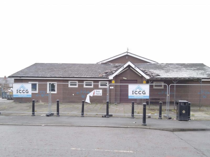 Longsight - Huntington 2019-12-02 being converted. (Pub, External, Key). Published on 03-12-2019
