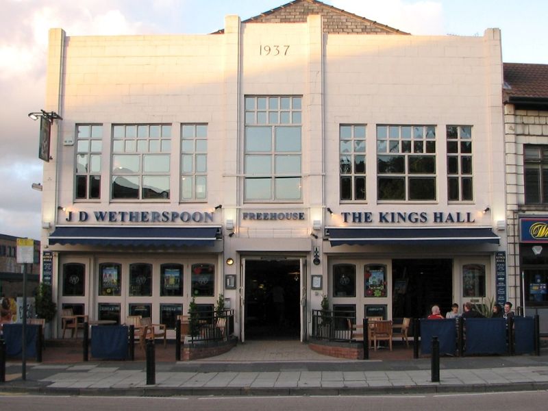 Kings Hall - Cheadle Hulme 2011-03-26. (Pub, External). Published on 26-03-2011 
