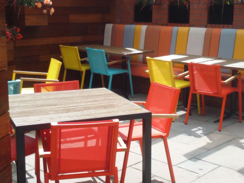 Kings Hall beer garden - Cheadle Hulme 2015-08-05. (Pub, External). Published on 05-08-2015 