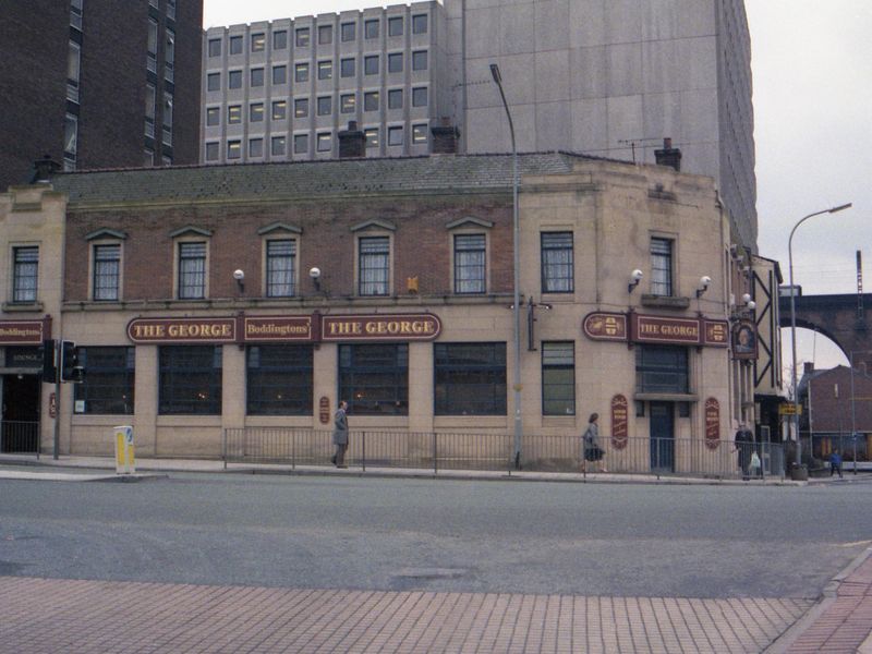 Stockport - George 1988. (Pub, External). Published on 08-01-2025