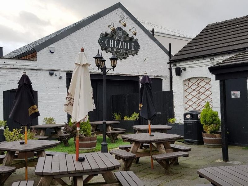Cheadle - George & Dragon, Cheadle Brew House Brewery 2020. (Pub, Brewery, External). Published on 13-01-2020