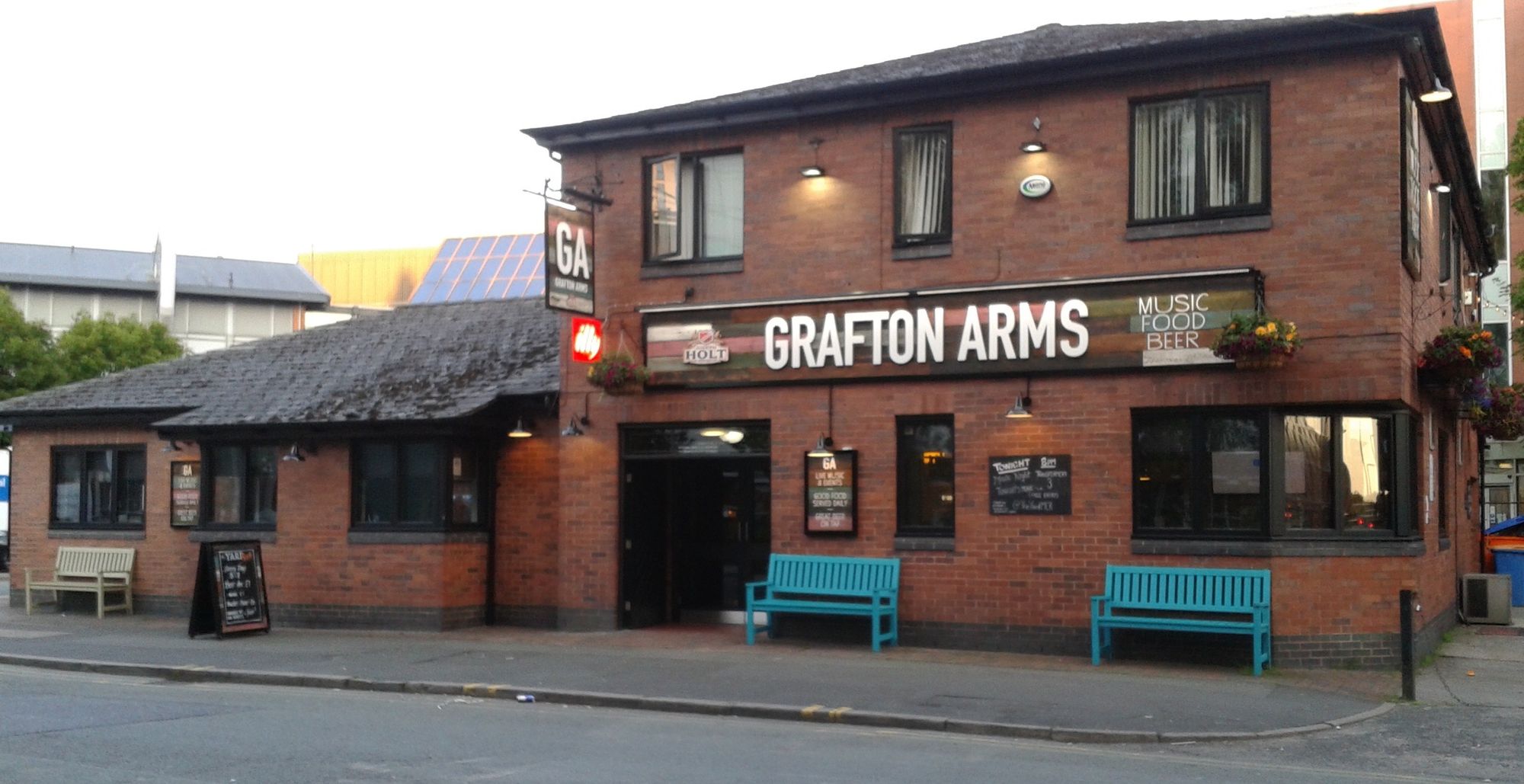 Grafton Arms - Chorlton-on-Medlock. (Pub, External). Published on 15-07-2015