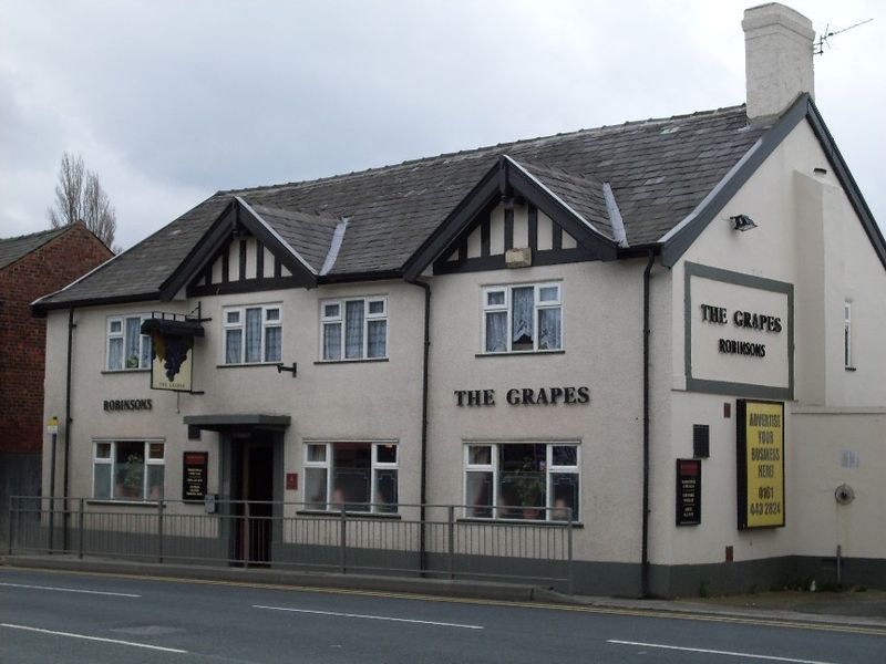 Grapes - Hazel Grove. (Pub, External, Key). Published on 10-04-2009 