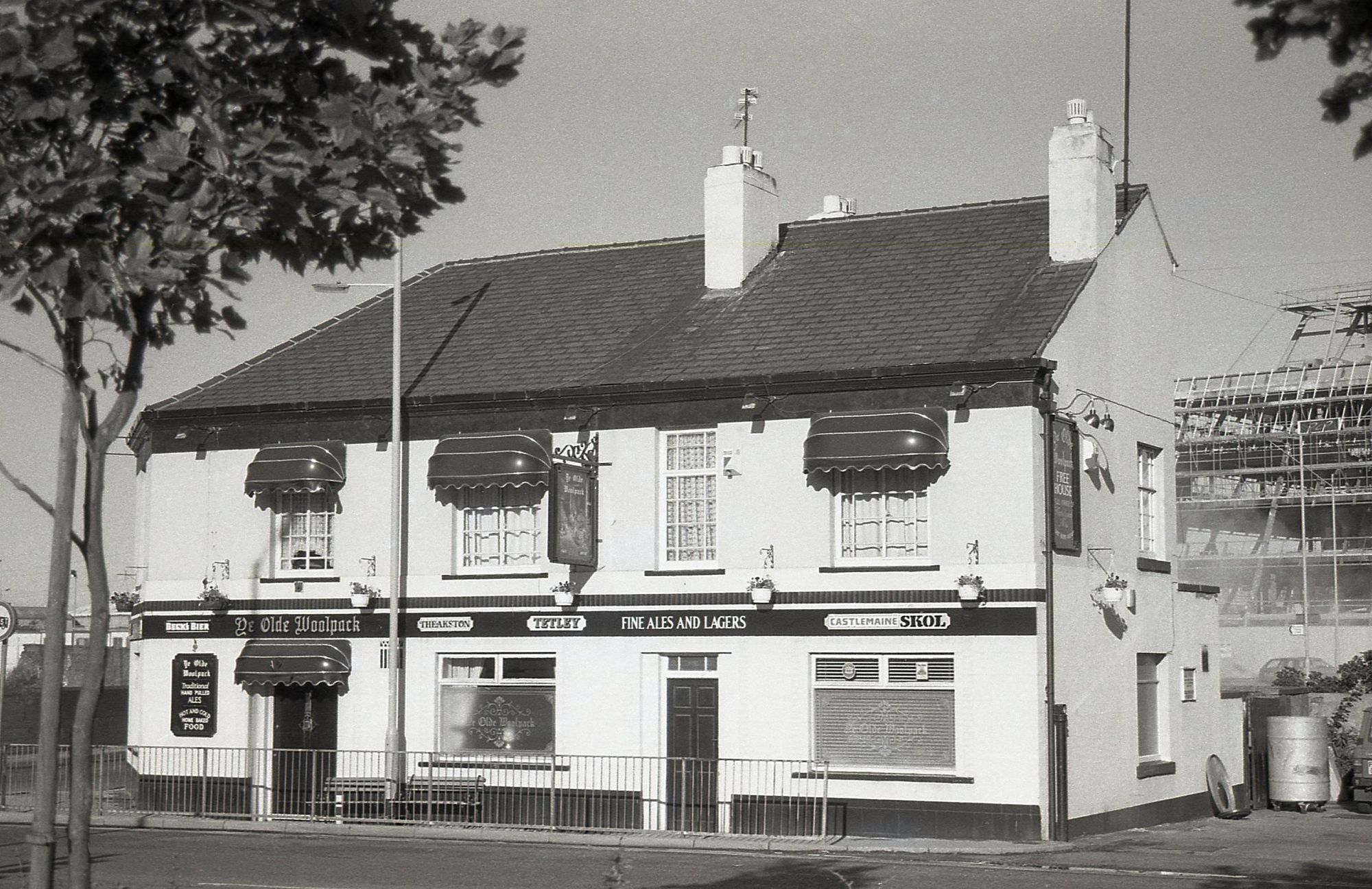 Edgeley - Olde Woolpack 1990. (Pub, External). Published on 08-01-2025