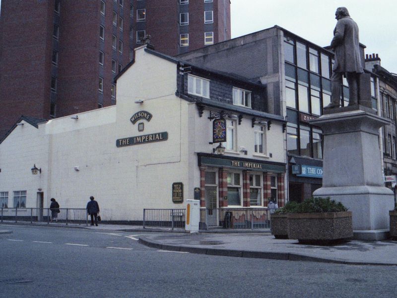 Stockport - Imperial 1988. (Pub, External). Published on 08-01-2025