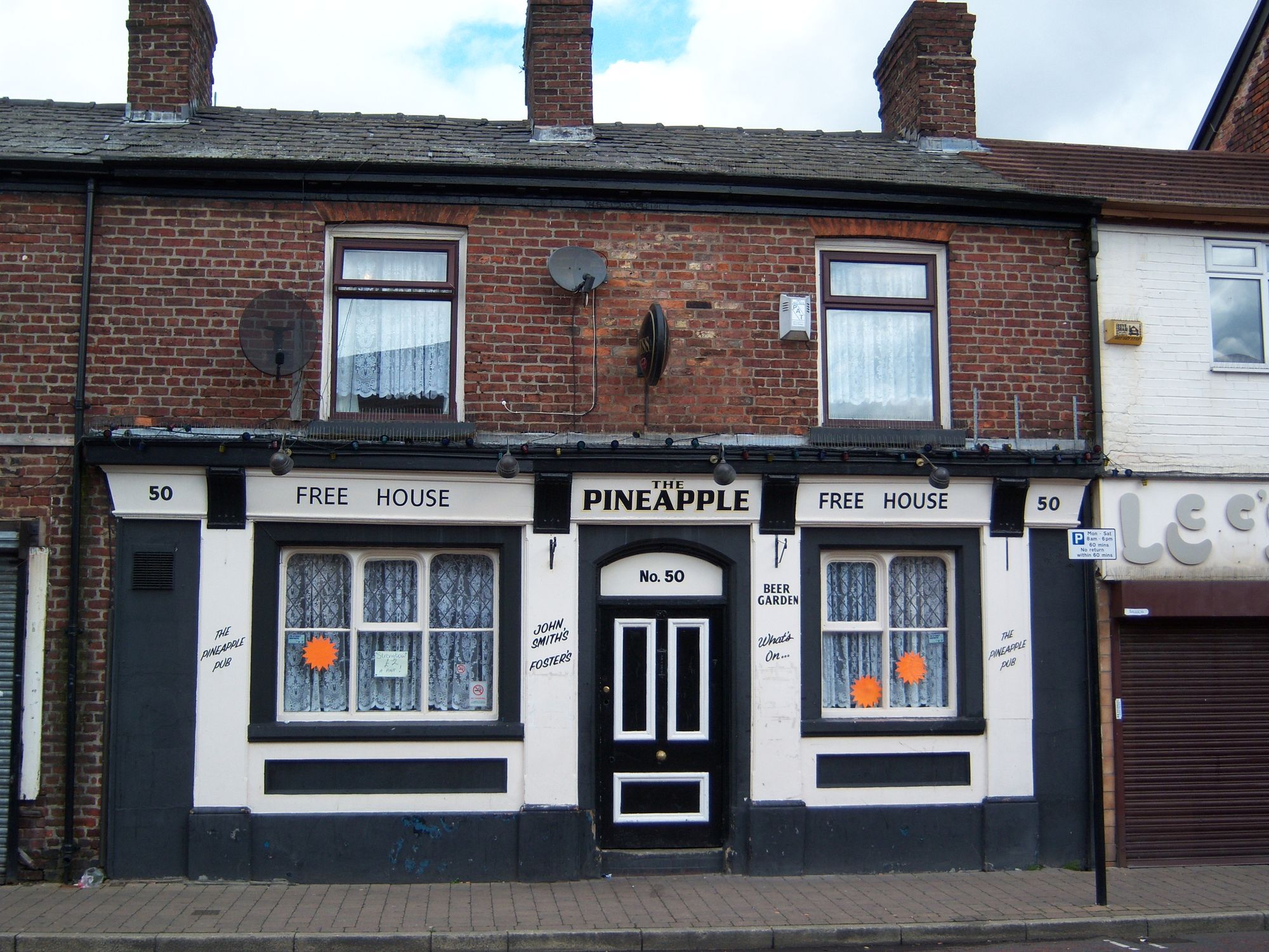 Pineapple - Edgeley. (Pub, External). Published on 20-07-2008