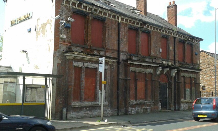 Gorton - Pomona after closure 2011-03-26. (Pub, External). Published on 26-03-2011