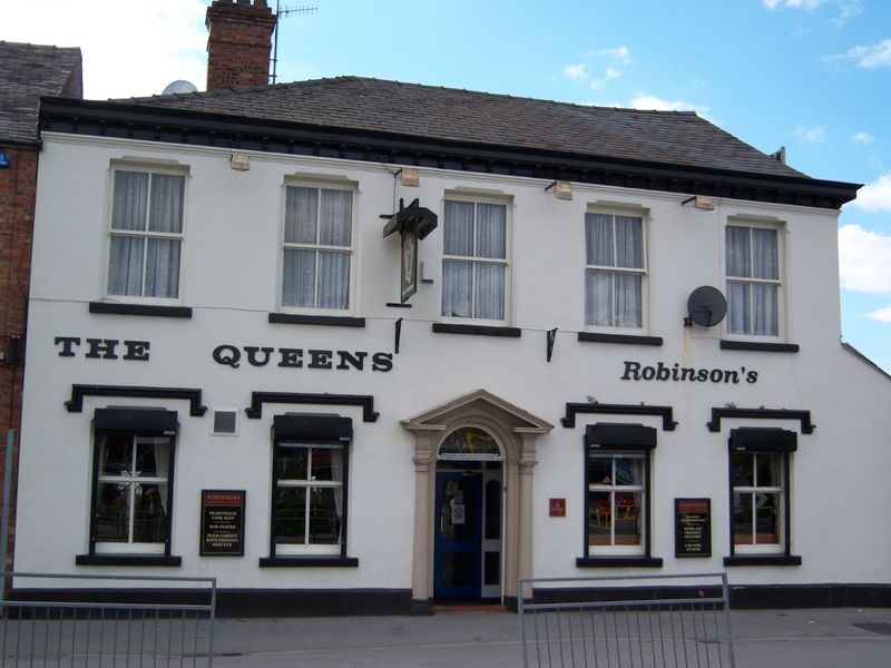 Queens - Portwood. (Pub, External). Published on 20-06-2008