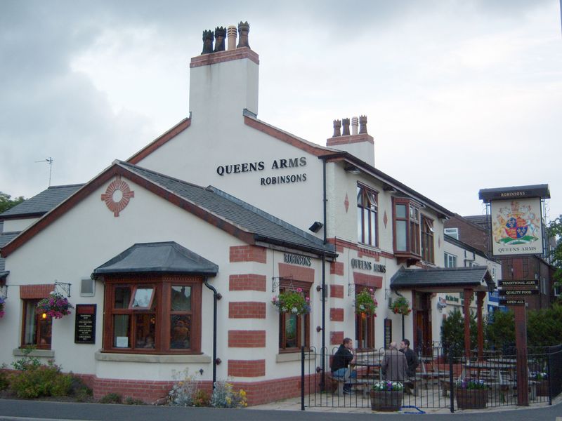 Queens Arms - Cheadle. (Pub, Sign). Published on 19-06-2009