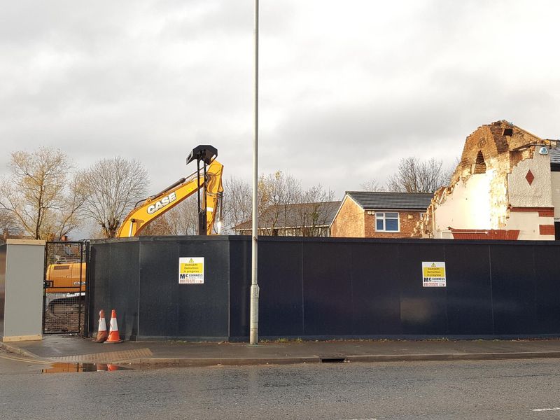 Cheadle - Queens Arms Demolition 20191125. (Pub, External). Published on 25-11-2019