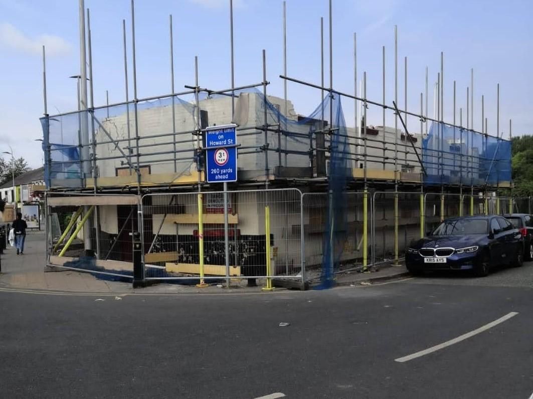 Portwood - Railway demolition 2022 07 20. (Pub, External). Published on 02-08-2022