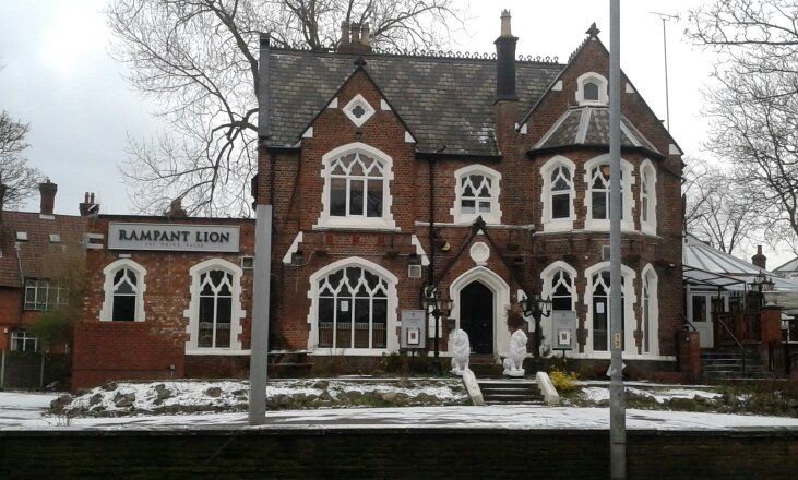 Rampant Lion - Victoria Park. (Pub, External, Key). Published on 26-03-2011