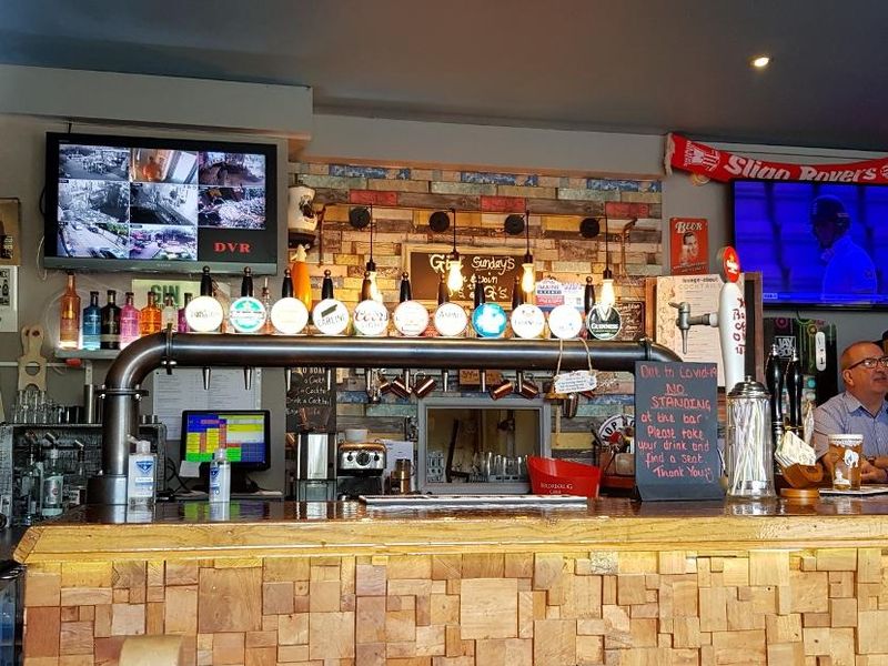 Northenden - Lounge About Interior 2020. (Pub, Bar, Customers). Published on 27-08-2020 