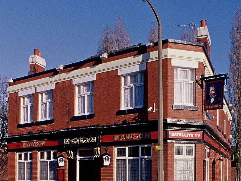 Mawson - Chorlton-on-Medlock. (Pub, External). Published on 12-12-2003