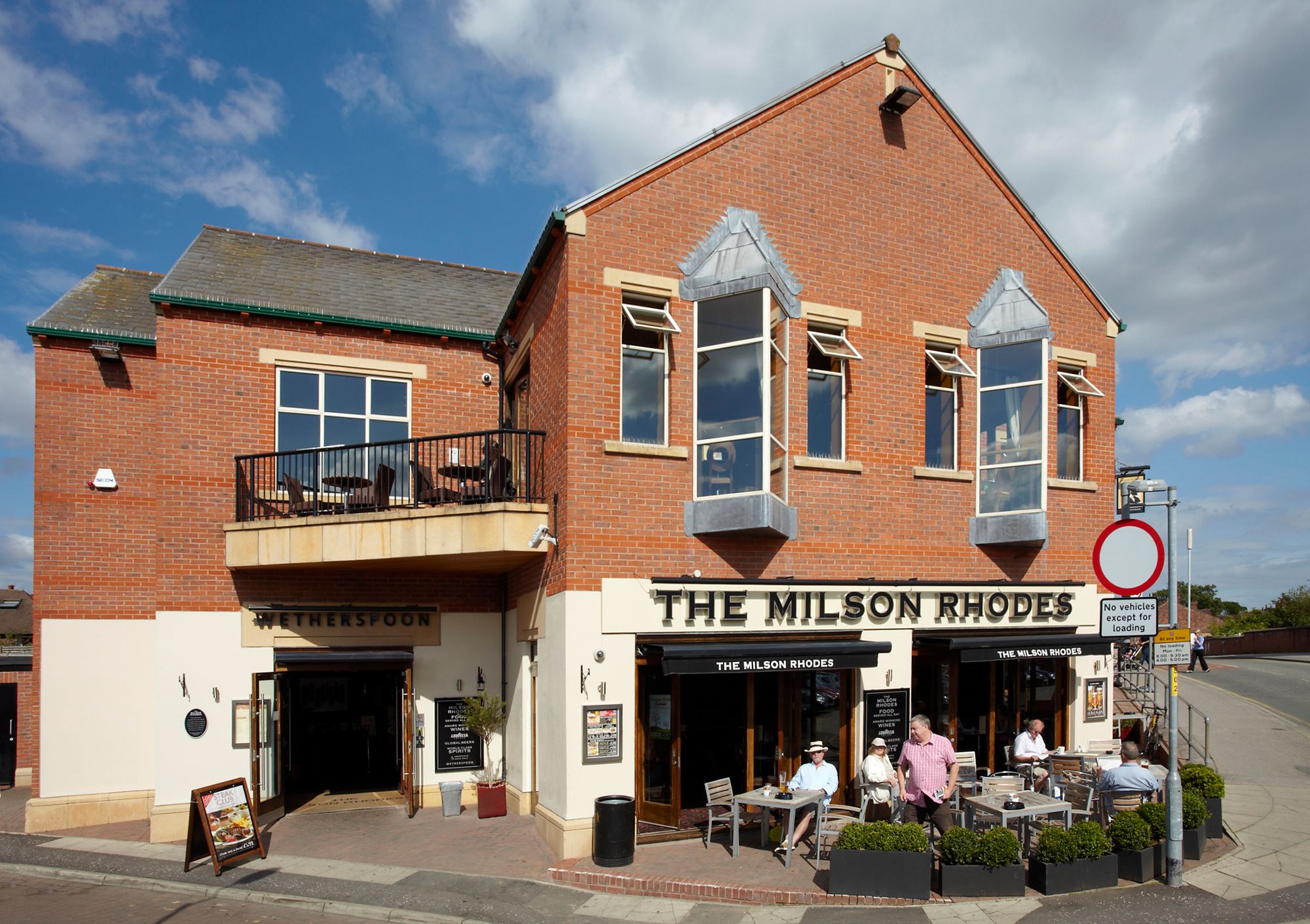 Milson Rhodes - Didsbury. (Pub, External). Published on 26-07-2011