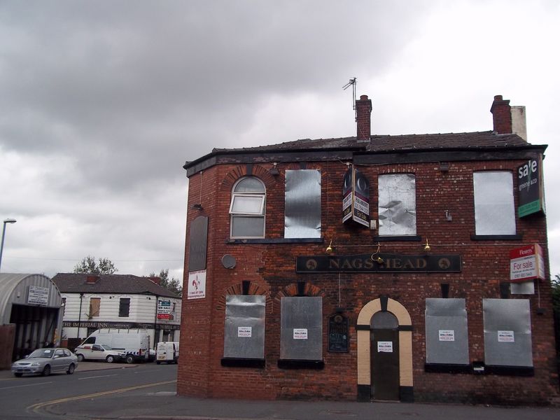 Nags Head closed view from side - Gorton. (Pub, External). Published on 12-08-2011