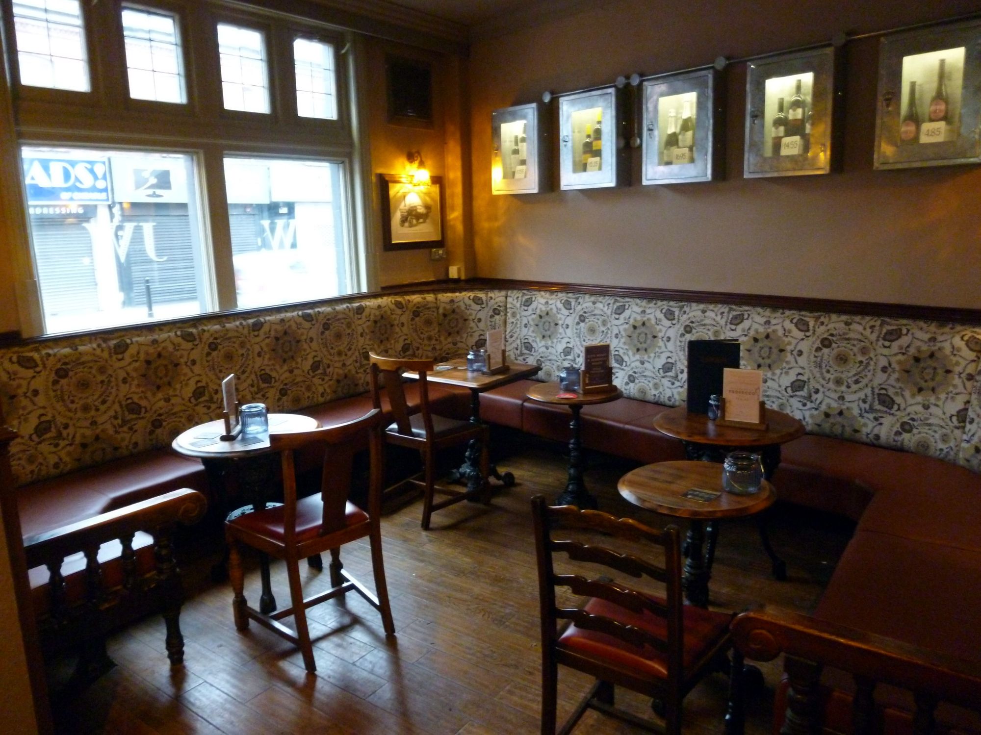 James Watts interior - Cheadle. (Pub, Bar). Published on 26-02-2017
