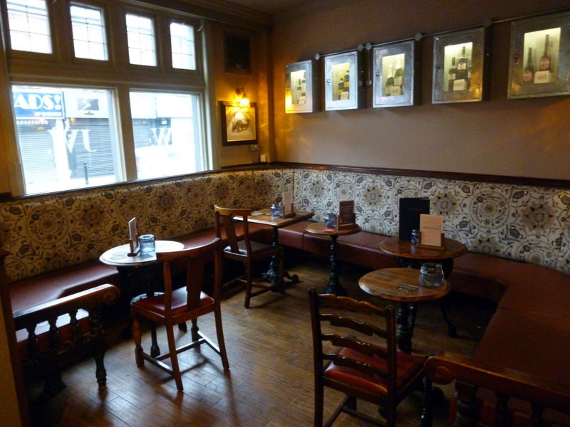 James Watts interior - Cheadle. (Pub, Bar). Published on 26-02-2017