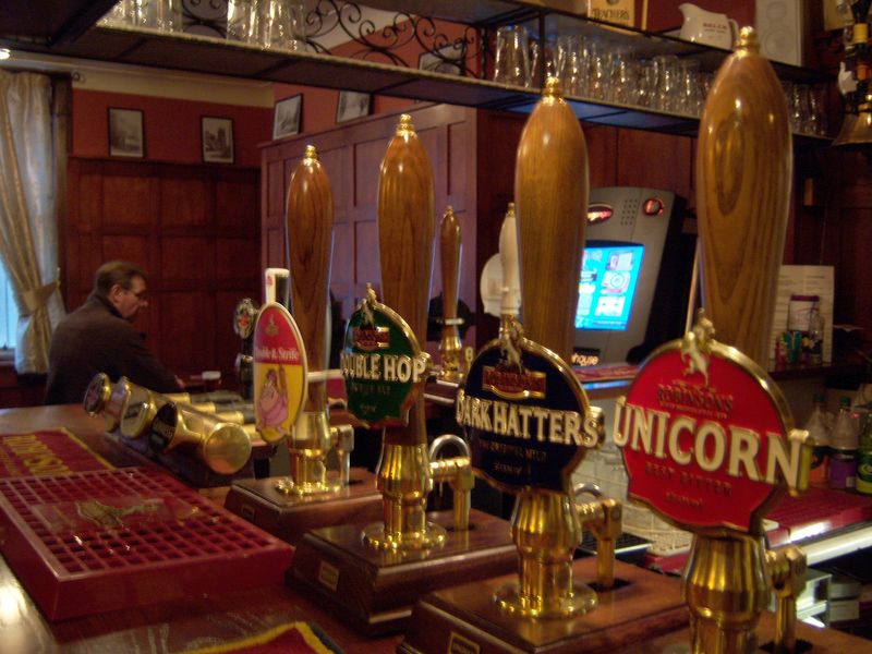 Swan with Two Necks bar - Stockport. (Pub, Bar). Published on 19-03-2009