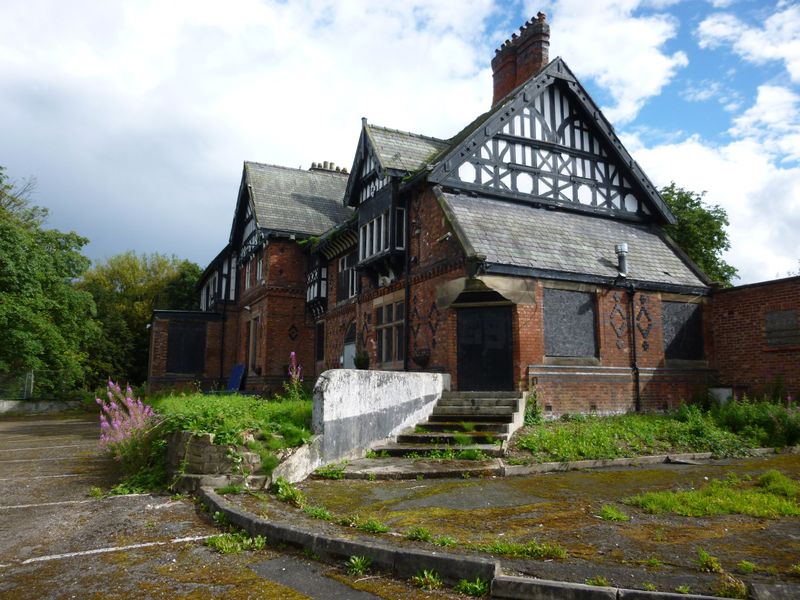 Tatton Arms, Northenden - closed 2017. (Pub, External, Key). Published on 01-08-2017
