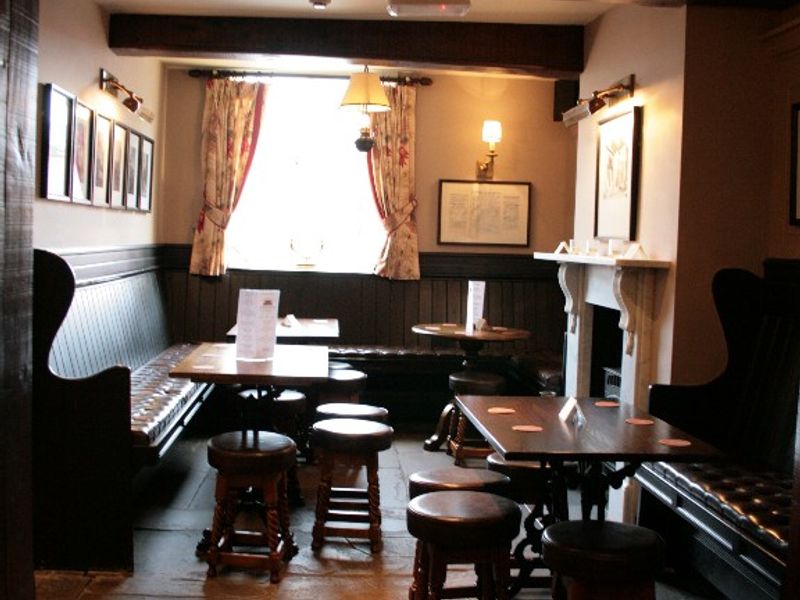 Red Bull - Stockport. (Pub, Bar). Published on 24-01-2009