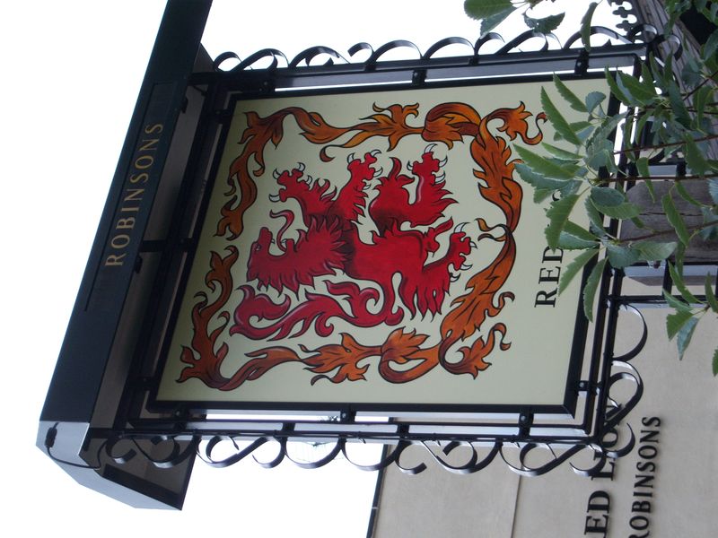 Red Lion - Cheadle. (Pub, Sign). Published on 19-06-2009